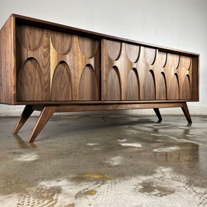 The " Stella-J" is a mid  century modern Brasilia styled TV console, credenza, TV stand, mcm, modern, minimal, record player