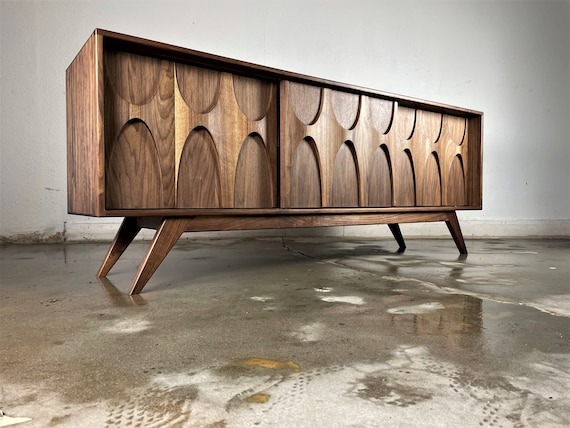 Vintage mid century tv stand deals