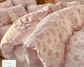 Cotton Gauze Floral Bedding Set | Double Layer Soft Cozy Luxury Four Piece Set