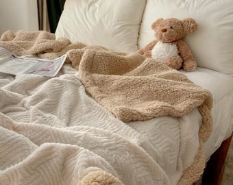 Ultra-Soft Imitation Rabbit Wool Blanket – Lambswool Winter Throw