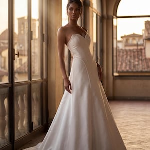 bridal white corset pearl trim bodycon dress White Beaded Corset Dress