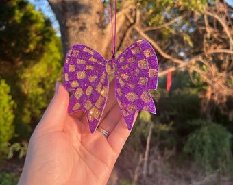 Checkered Bow Freshie