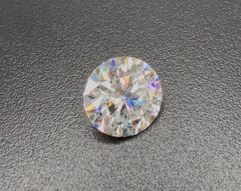 GRA Certified Round Cut Moissanite – VVS1, Color D, .26-15 ct
