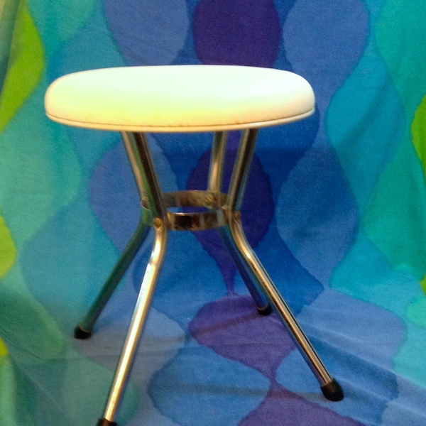 Cosco Stool, White and Chrome Chair.  Sputnik metal legs.  Vintage 1970. Mid century modern, Danish Modern, Eames Panton era.