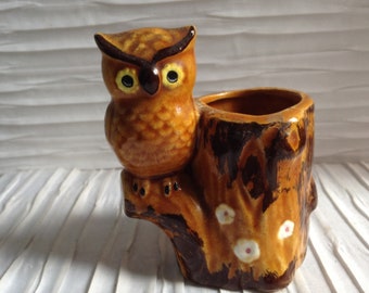 Vintage OWL Toothpick holder.  Ceramic figure. 1960's.  Mod Kitsch. Eames Era.  Made in Japan