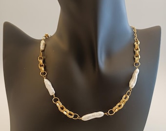 Pearl Gold Chain Necklace – White Elongated Pearls, Elegant Gift for Her, Classic Statement Necklace