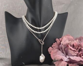 Double-Strand Pearl Necklace & Baroque Pendant Chain – Wear Solo or Layered