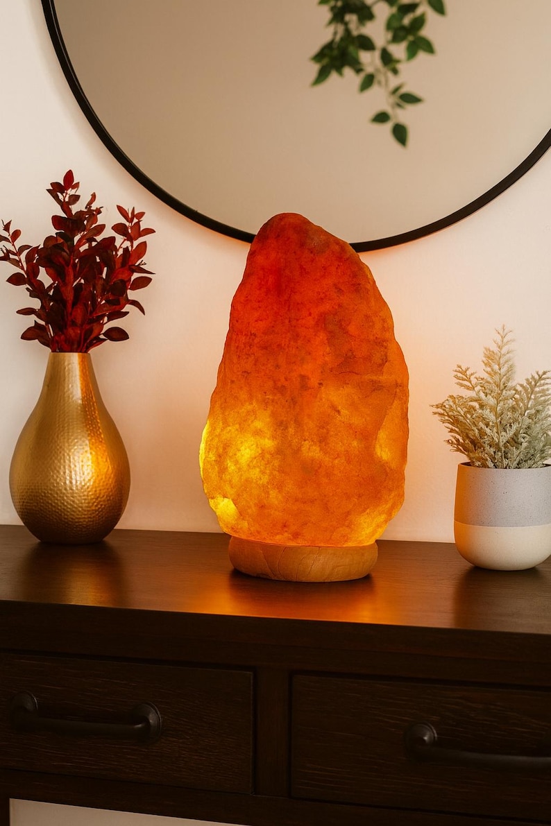 Lámpara de sal natural del Himalaya - Lámpara de cristal de roca tallada a mano