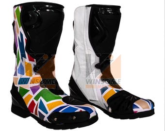 Botas de cuero blanco para carreras de motos disponibles en todas las tallas
