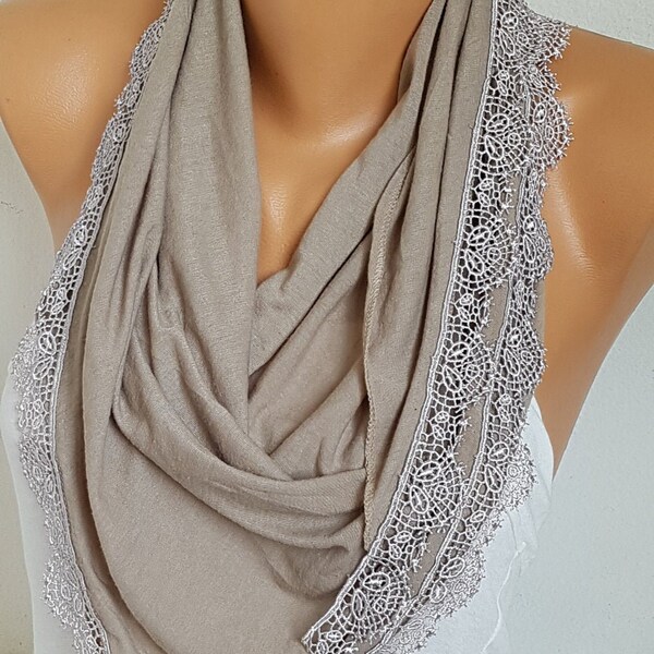 Scalloped encaje algodón bufanda triángulo viaje chal regalos de verano para sus bufandas de moda de las mujeres más vendidos artículos tendencia ahora