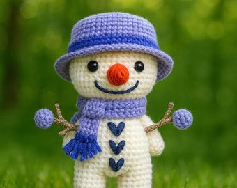 Schema per un pupazzo di neve all'uncinetto - Grazioso amigurumi invernale in PDF, accogliente pupazzo di neve per le feste, schema all'uncinetto facile e adatto ai principianti