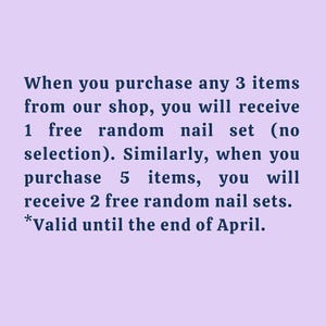 Presse éclectique 3D faite main pour les vacances sur les ongles | Nail Art lunatique fruits tropicaux x casino | Conception 3D personnalisée de poisson et de tiki image 2