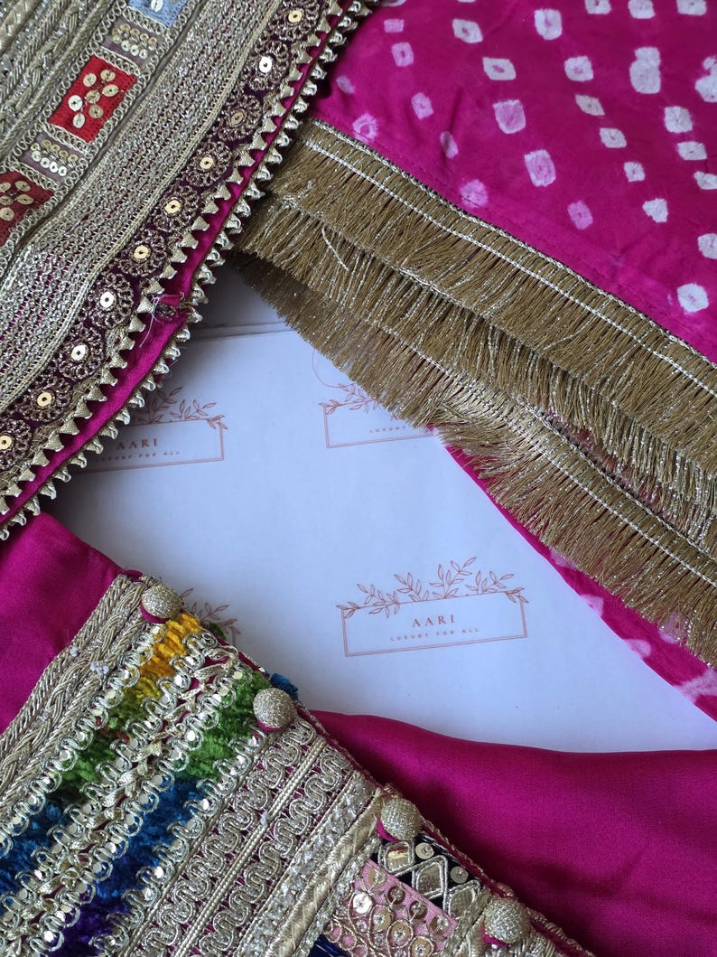 Magenta Sheesha Silk Kurta vid byxset med Chunri Dupatta: Pakistanskt indiskt bröllop bild 14