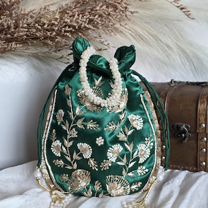 Zardozi Potli Bag: Hand Embroidered Pakistani/Indian Wedding Pouch