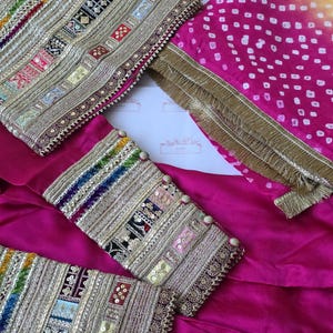 Magenta Sheesha Silk Kurta vid byxset med Chunri Dupatta: Pakistanskt indiskt bröllop bild 7