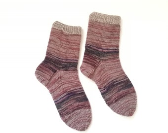 Knit socks medium sized (Women's Size US 6.5-8.5, UK 4-6, Europe 37-39), handknit socks