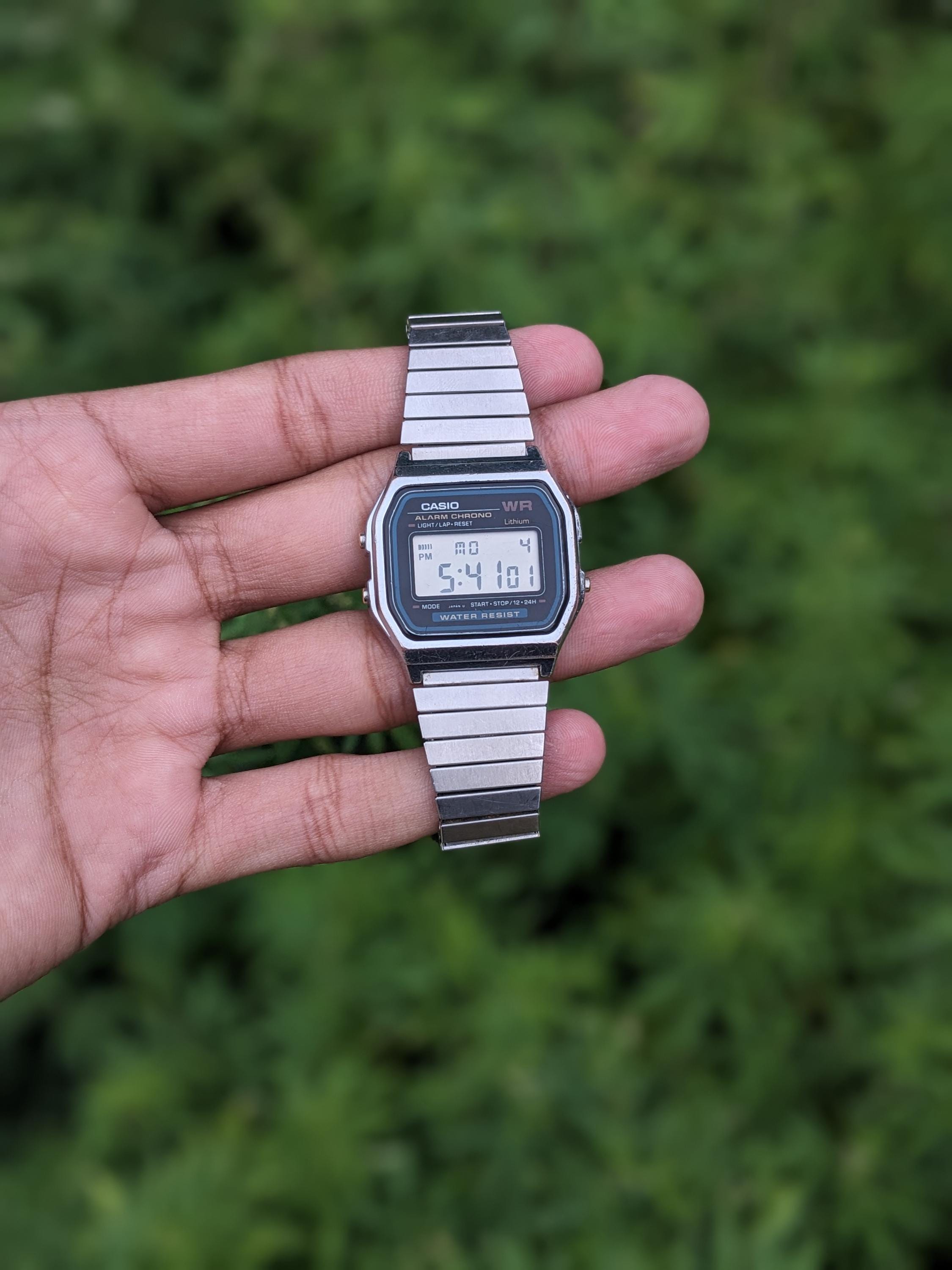 ビンテージ Casio A159w デジタルウォッチ アラーム クロノ リチウム