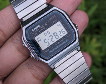 ビンテージ Casio A159w デジタルウォッチ アラーム クロノ リチウム