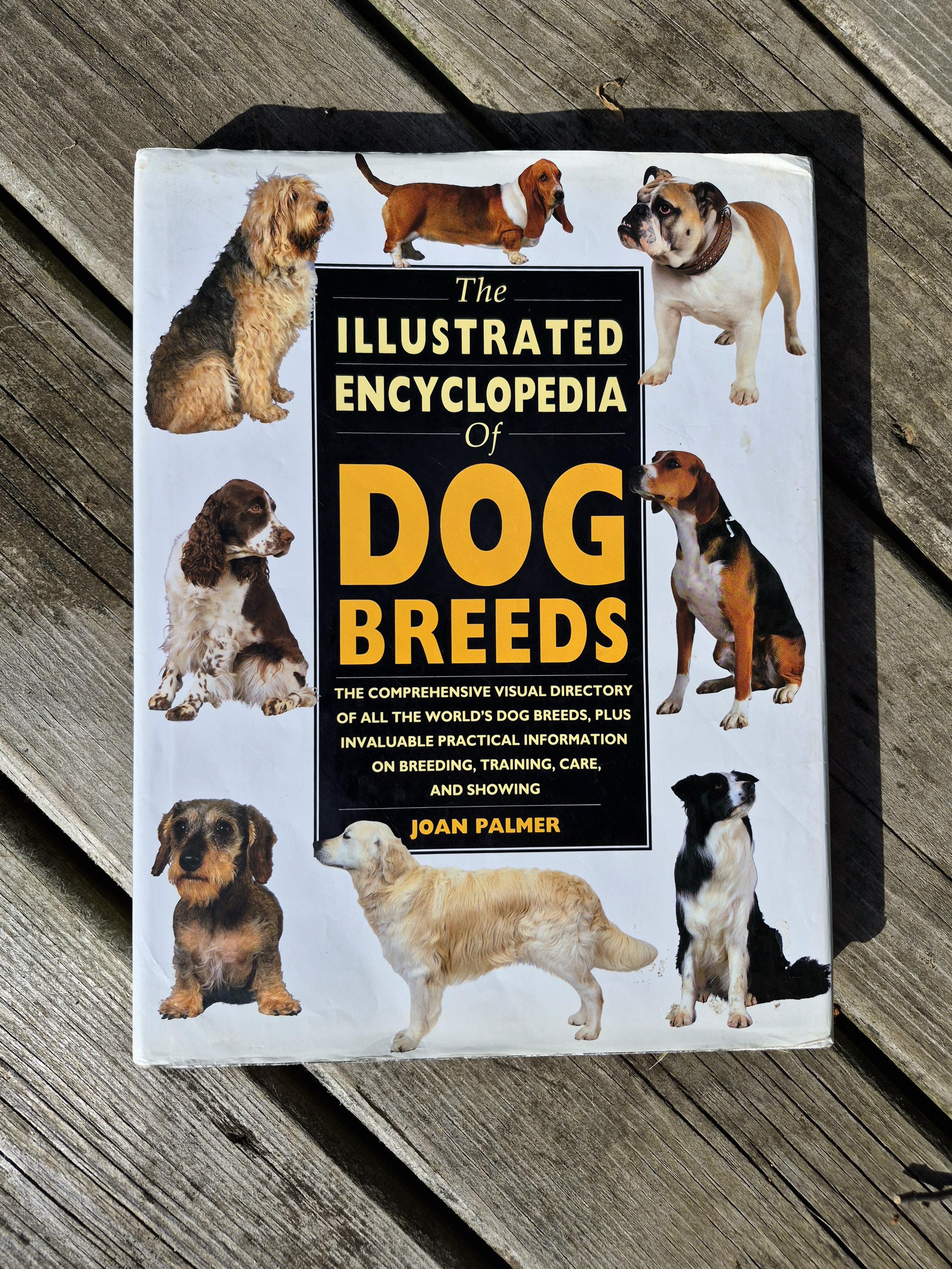 The Illustrated Encyclopedia of Dog Breeds, Hardcover Book 2003