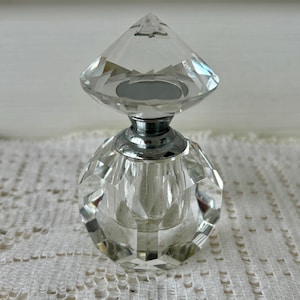 Oleg Cassini Crystal Glass Perfume Bottle, Faceted Perfume Bottle, Clear Glass Perfume Decanter
