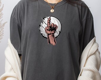 Werewolf Hand T-Shirt: Monster Claw Halloween Tee