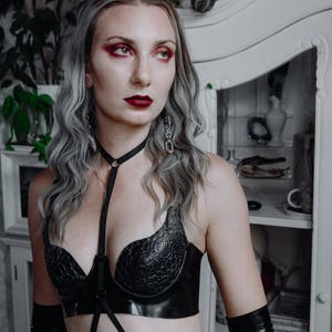 latexlace curvy cup latex bra