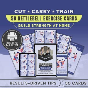 Puede incluir: Un producto digital con 50 tarjetas de ejercicios con pesas rusas. Las tarjetas se muestran en una tableta, un teléfono y hojas impresas. El texto incluye "Cut, Carry, Train", "Build Strength at Home" e "Instant PDF A4 & Letter".
