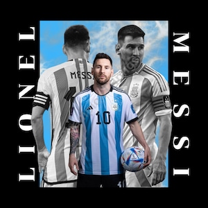 Puede incluir: Gr&aacute;fico con Lionel Messi con la camiseta de Argentina, sosteniendo un bal&oacute;n de f&uacute;tbol. La imagen tiene un fondo negro con el nombre "Lionel Messi" en texto blanco en los lados. La camiseta tiene rayas azules y blancas.