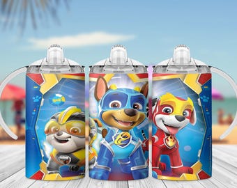 Vaso infantil de rescate de dibujos animados de 12 oz PNG - Diseño de taza con personajes de aventuras - Vaso con forma de cachorro - Descarga digital por sublimación