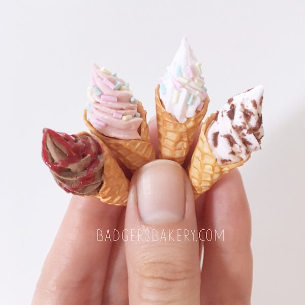 Miniatur SOFT SERVE Eistüte, Sommer Leckerli für Ihre BJD, Blythe und andere Puppen 1/6, 1/4, 1/3 Scale, msd, sd, yosd