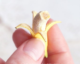 BANANA Miniature, Doll Food for BJD, Dollhouse Prop, 1/12, 1/6, 1/4, 1/3 scale, sd, msd, yosd, Blythe, Minifee