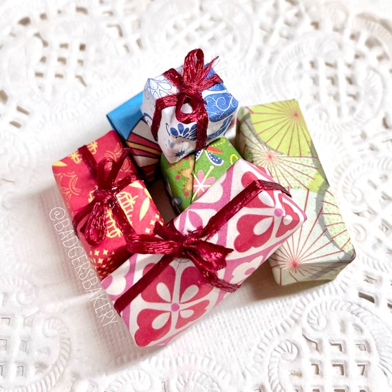 Paquet cadeaux 1cm (6) miniature 1:12