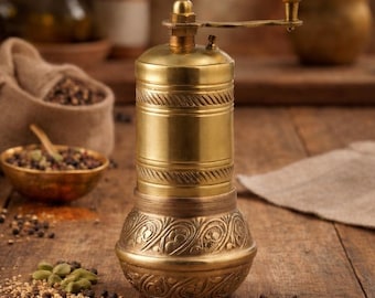 Handcrafted Solid Brass Spice Mill Adjustable Traditional Pepper Salt Grinder