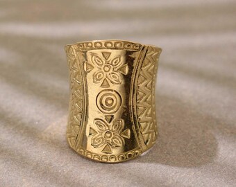 Gold Tribal Ring for Women, Wide Band Statement Ring, Vintage Boho Adjustable Ring, Ethnic Pattern Jewelry, Unique Gold Bold Accessory