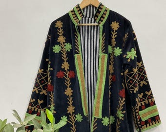 Baumwollsamt bestickter Mantel Suzani lange Jacke handgemachter Blumendruck-Mantel.