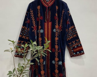 Samt Baumwolle bestickter Mantel Suzani lange Jacke handgefertigter Blumendruck-Mantel.