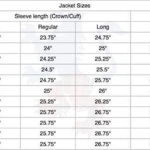 K&ouml;nnte beinhalten: Eine detaillierte Tabelle mit Jackengr&ouml;&szlig;en, einschlie&szlig;lich Brust-, Taillen-, &Auml;rmel- und Jackenl&auml;ngenma&szlig;en. Die Tabelle bietet Ma&szlig;e in Zoll f&uuml;r kurze, normale und lange Gr&ouml;&szlig;en, die f&uuml;r verschiedene K&ouml;rpertypen geeignet sind.