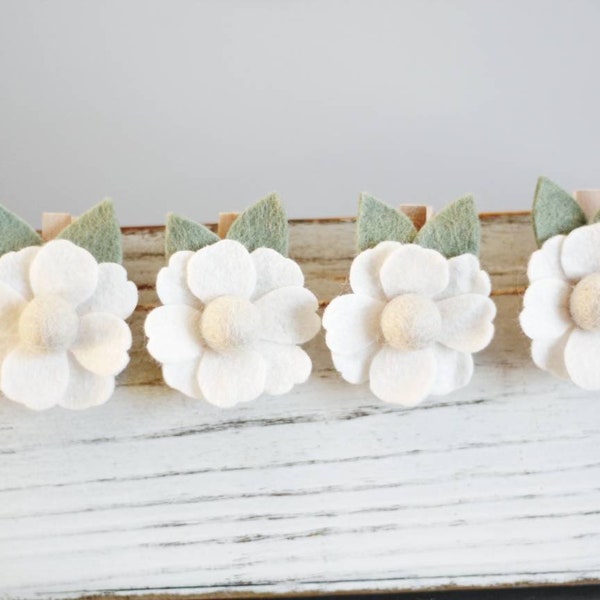 Neutral Farmhouse Felt Flower Decorative Clothespins in Ivory- Photo Display -Nursery, Monthly Photo, First Birthday, Wedding Decorations