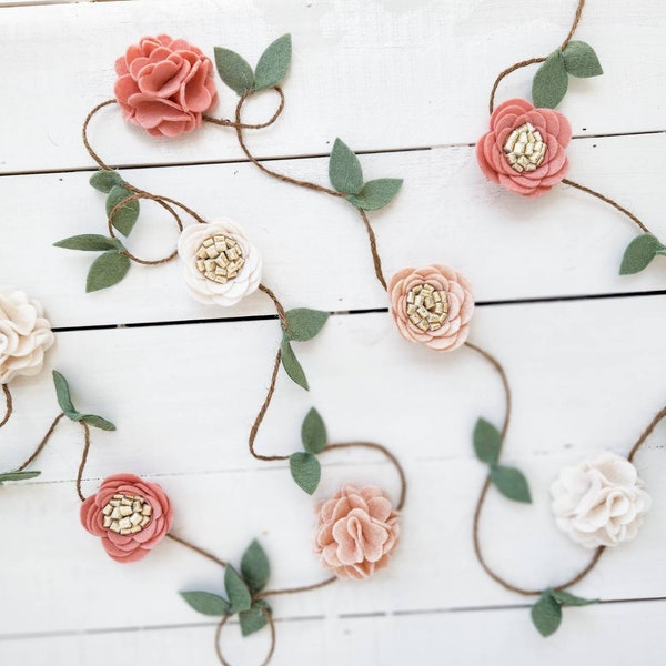 Wool Felt Rose and Flower Garland-Wall Hanging-Wedding or Home Decor-Nursery Decorations-Room Decoration in Blush Pink,Wheat, Ivory and Gold