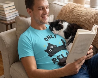 Nur loafing Cat Shirt, lustiges Katzenliebhaber Geschenk, Unisex stückgefärbtes T-Shirt, gemütliche Lounge Wear, weiches Baumwoll-T-Shirt