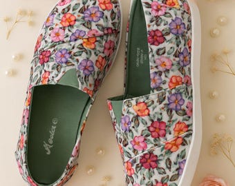 Blommiga slip-on-skor i canvas | Lätta loafers för kvinnor