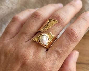 Adjustable Textured Pearl Ring • Gold Plated Copper