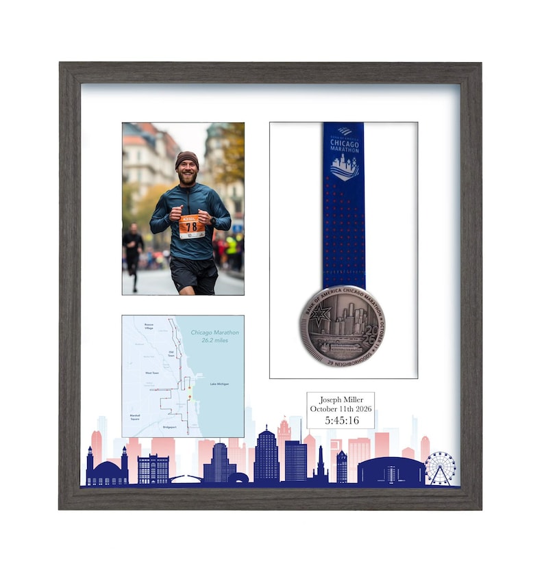 Puede incluir: Un marco gris oscuro que contiene una foto de un corredor, un mapa del marat&oacute;n de Chicago, una medalla con cinta azul y una placa blanca con el texto Joseph Miller, October 11th 2026, 5:45:16 sobre un gr&aacute;fico de silueta urbana.