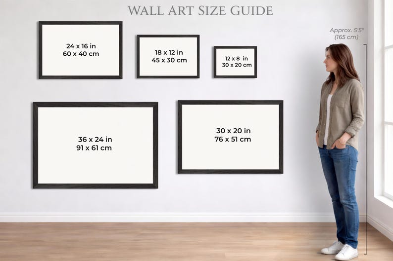 Puede incluir: Gu&iacute;a de tama&ntilde;os de arte mural con piezas rectangulares enmarcadas de varios tama&ntilde;os: 24 x 16 pulg. (60 x 40 cm), 18 x 12 pulg. (45 x 30 cm), 12 x 8 pulg. (30 x 20 cm), 36 x 24 pulg. (91 x 61 cm) y 30 x 20 pulg. (76 x 51 cm).