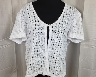 Top de cárdigan blanco transparente de ganchillo estilo bohemio de manga corta con tejido abierto, ideal para chicas de Los Ángeles de la época Y2K.
