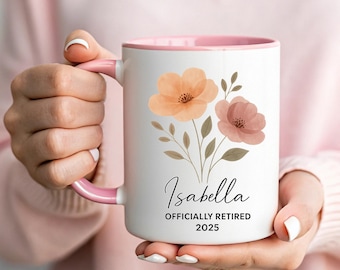 Mug floral retraite Retraite personnalisé 2025 pour femme Nom personnalisé fleur tasse à café Mug personnalisé officiellement retraité