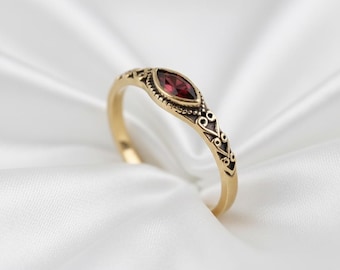 Vintage Garnet Ring: Victorian Filigree Band, Art Nouveau Promise Ring
