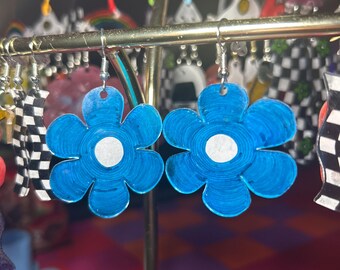 Pendientes grandes de flores azules