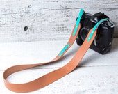 Personalized leather camera strap dslr. Tan with turquoise color with Monogram personalization. Perfect gift for photographer.