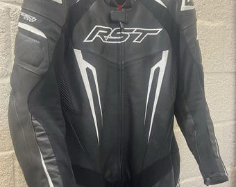 Traje de motociclismo de cuero premium RST negro: armadura corporal completa, equipo de motociclismo
